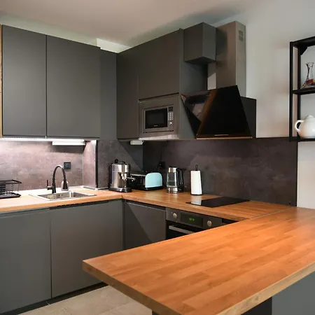 Sunlit Elegance Escape