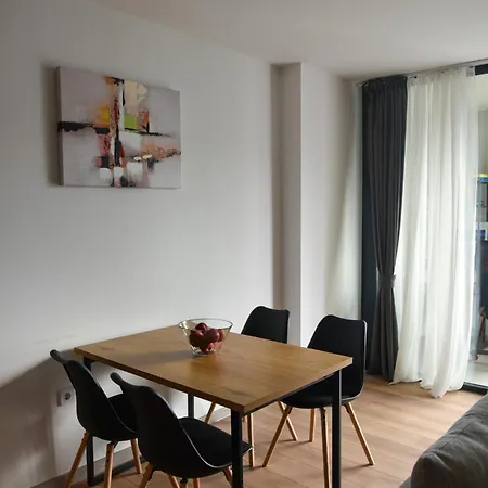 Apartament Sunlit Elegance Escape Warna