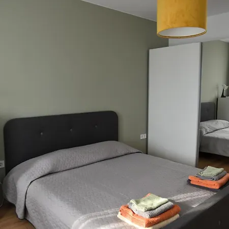 Sunlit Elegance Escape * Warna