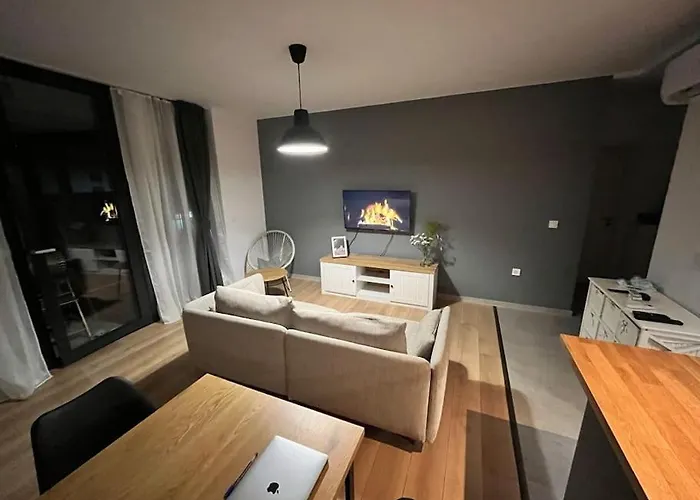 Apartamento Sunlit Elegance Escape *