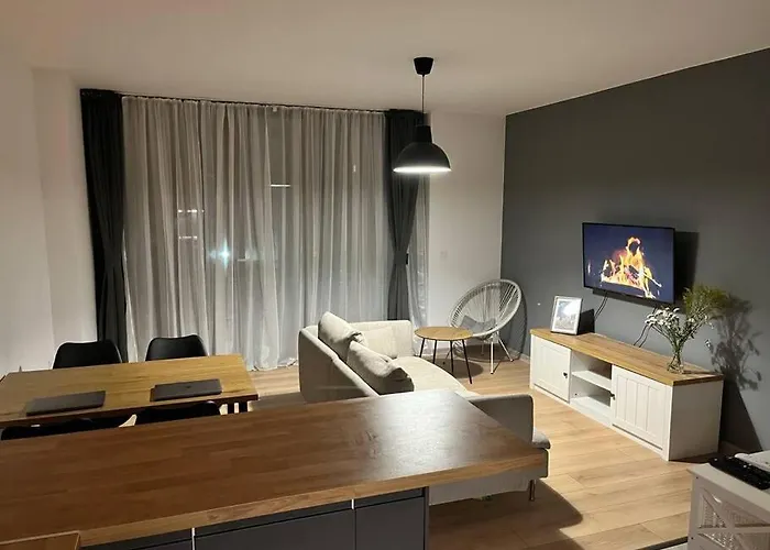 Апартаменты Sunlit Elegance Escape *