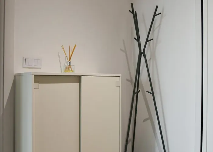 Sunlit Elegance Escape Апартаменты Варна